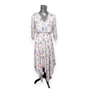 Cottagecore White Floral Maxi Dress Medium Handkerchief‎ Hem Boho Fairy Romantic